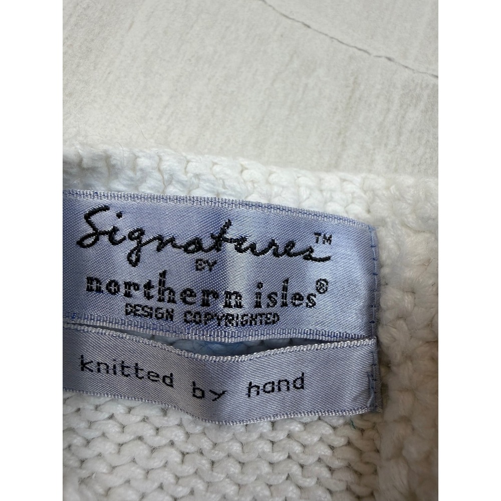 Signatures by Northern Isles Vintage 12 Days of Christmas Hand Knit Sweater XL - Picture 2 of 8